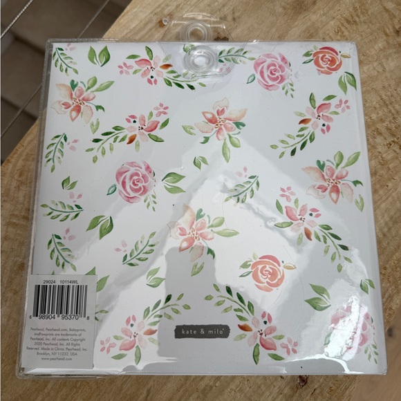 Baby’s First Year Memory Book Floral Hardcover Keepsake by Kate & Milo Child NWT - Picture 5 of 6